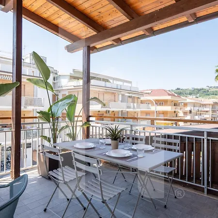 Homiday - Venere Apartment *