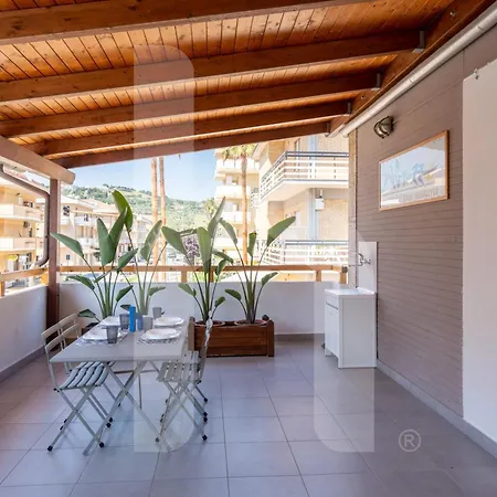 Homiday - Venere Apartment